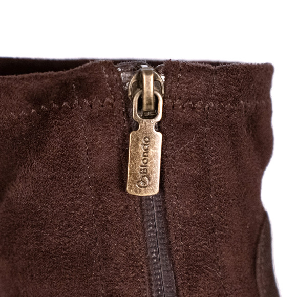 Blondo Women's Waterproof Robynn Bootie Size 10M Brown Suede Upper Lugged Sole - Picture 9 of 10